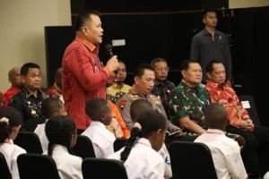 Gebrakan Bernhard E Rondonuwu, Pj Bupati Maybrat di sektor Pendidikan di Apresiasi Presiden Republik Indonesia