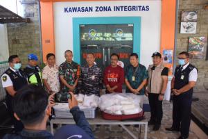 TNI AL Berhasil Gagalkan Penyelundupan Benih Bening Lobster ke Singapura Senilai Lebih dari 8 M