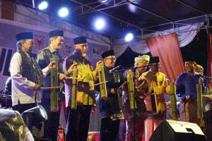 Gubernur Mahyeldi Ansarullah Buka Festival Kesultanan Pagaruyung