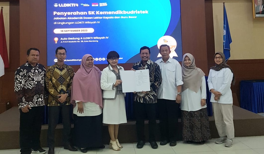 Selamat! Sekjen LPER Jadi Profesor Pertama di UNIPI Tangerang