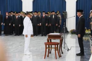 Pj Gubernur Jawa Barat Lantik Benni Irwan sebagai Pj Bupati Purwakarta