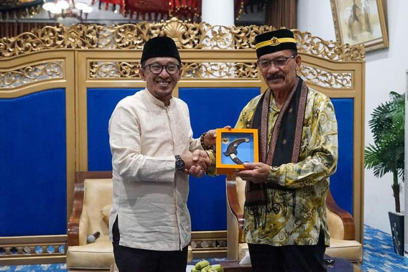 Bupati Tanah Datar Sambut Kunjungan dari Negeri Sembilan Dengan Rasa Senang