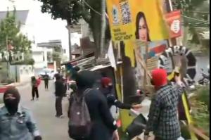 Aksi "Pembersihan" Kota Bogor dari Baliho Caleg, Sepertinya Rakyat Sudah Sadar dan Muak dengan Parpol