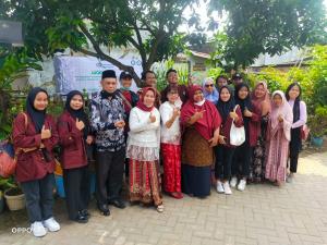 Pembuatan Aplikasi Digital Marketing Drum Bujana Bersama Dosen dan Mahasiswa UNIPI Tangerang