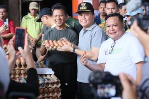 Pj Gubernur Sumsel, Pangdam II Sriwijaya dan Pj Walikota Lubuk Linggau Gelar Pasar Murah