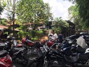 Ratusan Bikers Healing di Warung Solo, Berbeda Pilihan tetap `Guyup`
