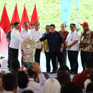 Menteri ATR/Kepala BPN Dampingi Presiden Jokowi Groundbreaking dan Meninjau Kawasan IKN