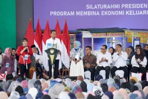 Lagi-lagi, Jokowi Puji Produk Nasabah PNM Mekaar Yang Sudah Ekspor