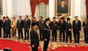 Jokowi Lantik Hadi Tjahjanto Jadi Menko Polhukam dan AHY Sebagai Menteri ATR