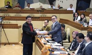 Menteri PANRB Bawa RPP ke DPR, Bahas Penataan Non-ASN hingga Insentif ASN di Daerah 3T