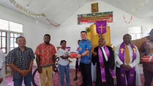 Pj. Bupati Maybrat buka kembali Aktivitas gereja di Kampung Fuog Raya