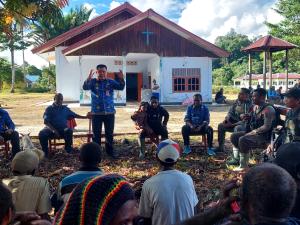 PJ Bupati Maybrat Berdialog dengan Warga Kampung Aisa, Motivasi Pemulihan dan Peningkatan Infrastruktur