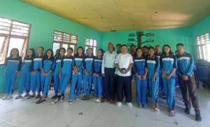 Direktur GKI Beri Materi Kewirausahaan untuk Pelajar SMKS Bina Mandiri Labuan Bajo
