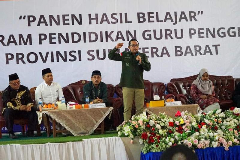 Bupati Tanah Datar berikan aspresiasi Loka Karya dan Panen Karya Guru Penggerak