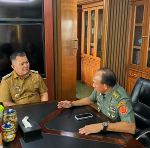 Pj Bupati Maybrat Temui Asisten Operasi Panglima TNI, Bahas Penyelesaian Pemulangan Masyarakat Eksodus