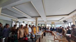 KH Uyung Efendi, Ketua MUI Baros Beri Pesan Sejuk Di Sosialisasi PNM Mekaar