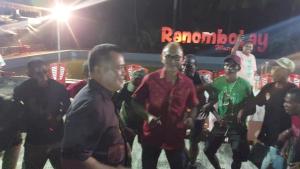 HUT Minahasa Tenggara ke 17, Pj Bupati Maybrat Saksikan Festival Benlak 2024 dan Makan Malam Bersama di Ranumboloy Water Park