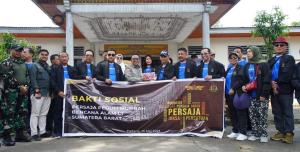 Persatuan Jaksa Indonesia Angkatan I Tahun 95 Serahkan Bantuan Untuk Korban Bencana Banjir Bandang