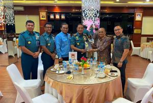 Panglima Koarmada RI Menerima Kunjungan Ketua Umum HNSI Bahas Kolaborasi KBN TNI AL