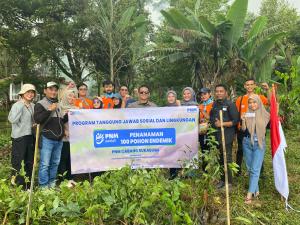 Rayakan HUT ke-25, PNM Cabang Sukabumi Tanam 100 Pohon Endemik