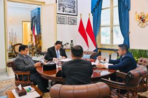 Presiden Prabowo Subianto Bahas Strategi Hadapi Ekonomi Global dan Penguatan Kemitraan Ekonomi dengan AS