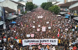 
                                       Meluas ke Daerah Lainnya, Aksi Protes Kenaikan PBB di Pati Tetap Digelar Meski Kebijakan Dibatalkan