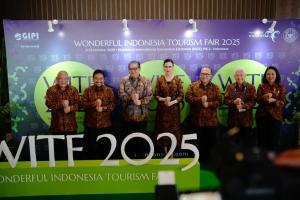 
                                       Dukungan Kebijakan dan Kolaborasi Lintas Sektor untuk Ekosistem Pariwisata Nasional yang Tangguh, Berdaya Saing, dan Berkelanjutan