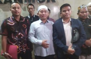 
                                       Santri dan Kiai Adukan Tran7 ke Polda Metro