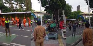 
                                       Pasar Burung Barito Dibongkar, Digantikan Proyek Taman Bendera Pusaka