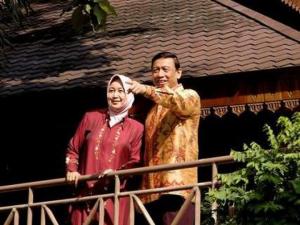 
                                       BREAKING NEWS! Istri Jenderal (Purn) Wiranto Meninggal Dunia