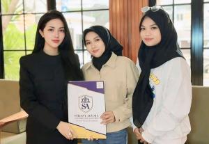 
                                       Tim Kuasa Hukum ke Jambi, Upaya Pengembalian Barang Istri Sah Ditolak Pihak Tersomasi