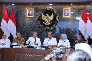 
                                       Perpres Tata Kelola Penyelenggaraan Program MBG, Pemerintah Perkuat Tata Kelola BGN