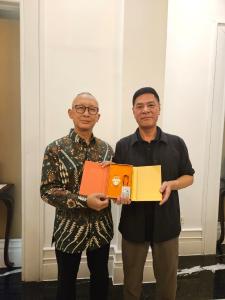 
                                       Newland Technology Group Langsungkan Pertemuan dengan Easylink, Perkenalkan Xingyi Sebagai Perusahaan Pembayaran
