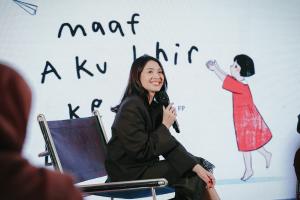 
                                       Marchella FP Luncurkan Karya Terbaru Maaf Aku Lahir Ke Bumi, Sebuah Perjalanan Kontemplatif dalam Semesta