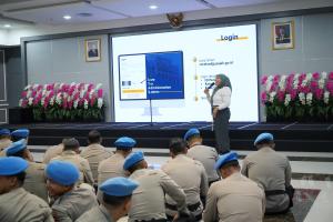 
                                       Kanwil DJP Jaksel II Sosialisasi di Divpropam Polri, 437 Peserta Berhasil Aktivasi Coretax