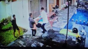 
                                       Tragedi Gumuk Parangtritis, Polisi Ungkap Detik-Detik Eks Sekjen Pordasi Digotong Dipotong dan Dibuang Pelaku