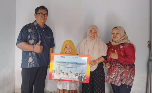 
                                       PNM Salurkan Beasiswa Pendidikan untuk Anak Nasabah Mekaar, Dorong Pemutusan Rantai Kemiskinan