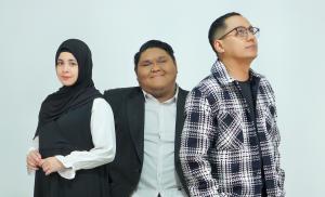 
                                       Sambut Ramadan, Risty Ang dan Giant Jay Rilis Single Religi Hidup Tanpa Kata