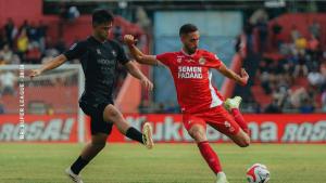 
                                       Skor Semen Padang vs Persita 1-0:  Kabau Sirah Merangkak ke Peringkat 16