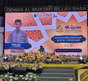
                                       Alumni Pesantren Darul Aman Makassar Ahmad Zaky AlBaihaqi Raih Juaara Ajang Majlis Tilawah dan Hafazan Al-Qur’an