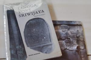 
                                       Sepasang Lingga Yoni, Ujung Pangkal Kedatuan Sriwijaya 