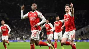 
                                       Arsenal Pesta 4 Gol di Kandang Tottenham, Makin Kokoh di Puncak Klasemen 