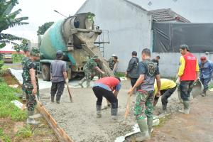 
                                       Kolaborasi Lintas Sektor, Pembangunan Jalan GDC Gardenia Kian Mendekati Rampung