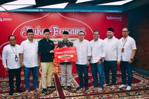 
                                       Indahnya berbagi: penyaluran zakat Telkomsel jembatan kasih sayang antar sesama dalam mewujudkan keadilan sosial melalui Filantropi Islam