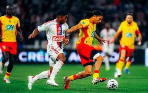 
                                       RC Lens Lolos ke Semifinal Coupe de France Usai Taklukkan Lyon Lewat Adu Penalti