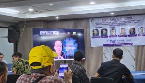 
                                       Menhan "Banyak Urusan", Gian Kasogi: Isu Keamanan Jangan Jadi Instrumen Politik Menuju 2029