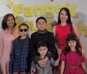 
                                       Alyne Maarif Akhirnya Buka Suara