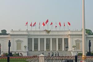 
                                       Istana Kepresidenan Dibuka untuk Halalbihalal, Warga Bisa Berkunjung Siang Ini