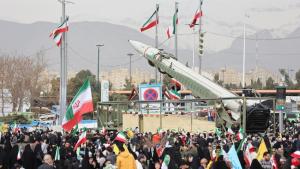 
                                       Kian Panas! Iran Ancam dan Ultimatum Donald Trump Soal Selat Hormuz