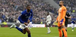 
                                       Chelsea Hancur Dihajar Everton  3-0 di Hill Dickinson